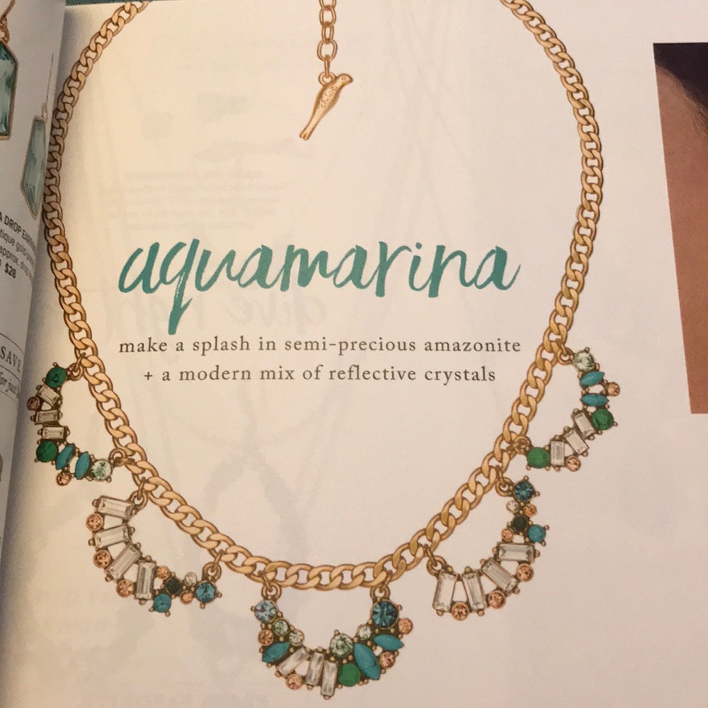 Collar necklace